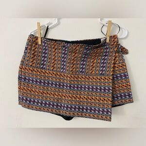 RACHEL ROY SKORT SZ 2